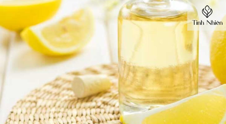 Nước cốt chanh và dầu dừa 