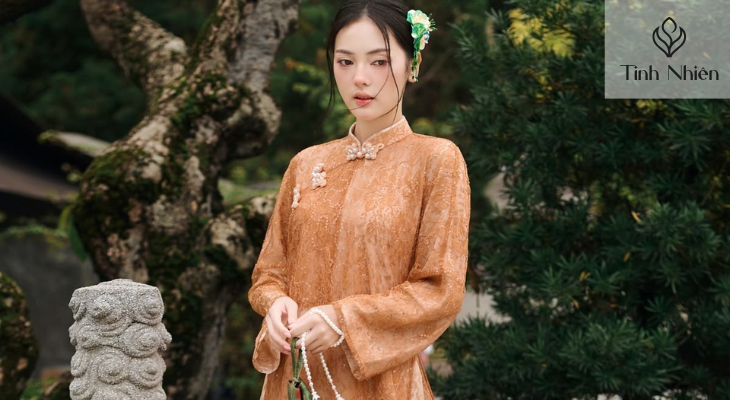 Áo dài truyền thống