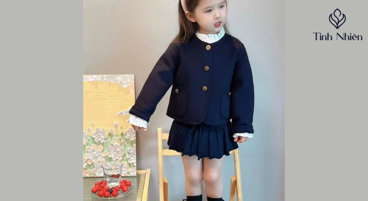 Áo khoác dạ phối phụ kiện 