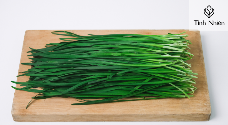 Mặt nạ tóc từ rau hẹ