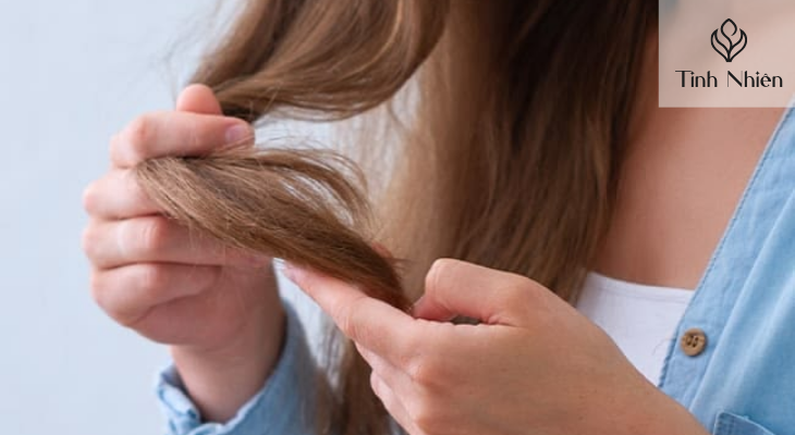 Cuộn tóc vào tay là gì? 