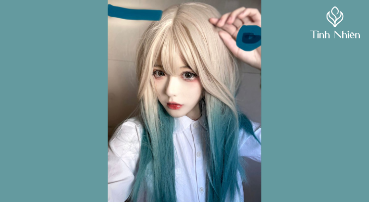 Dựa vào màu da 